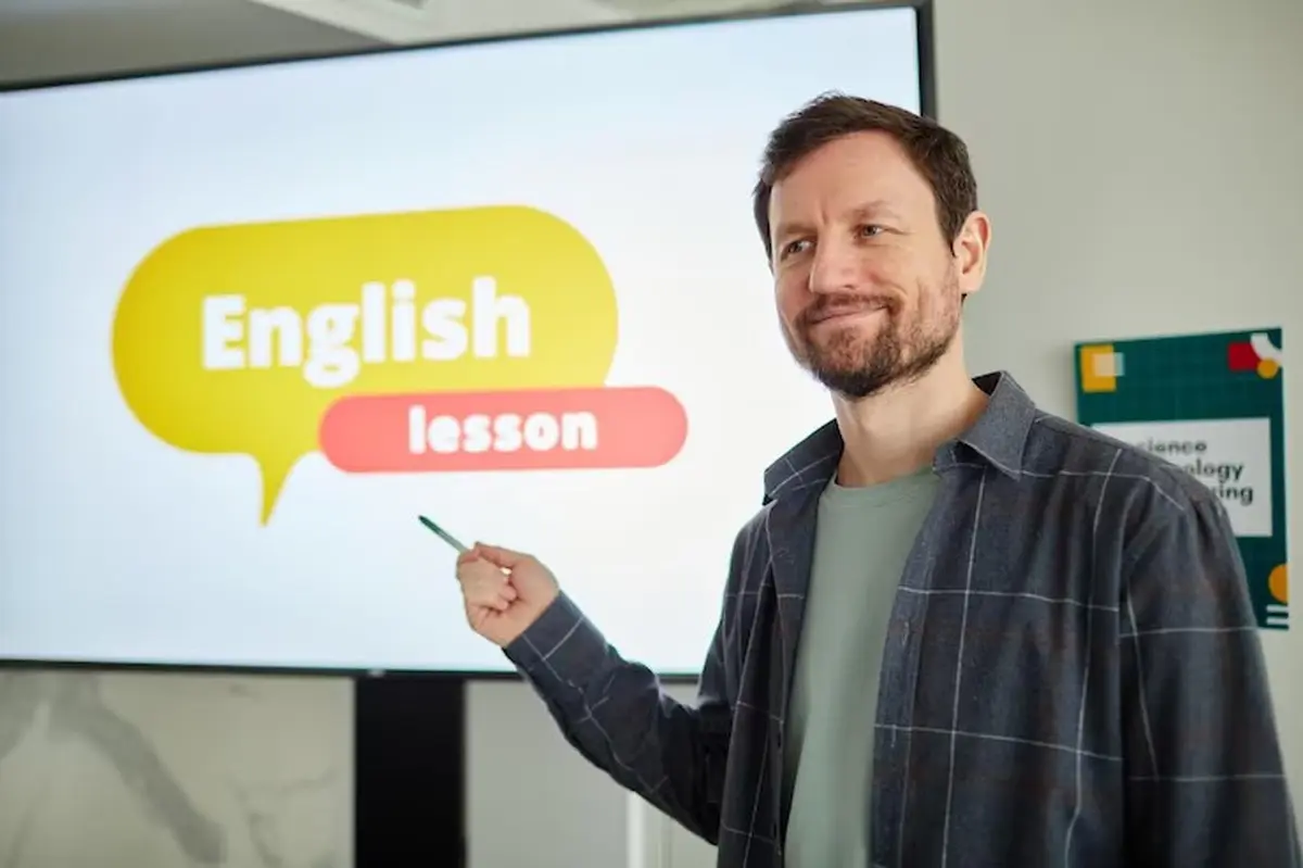 آموزش زبان انگلیسی کودکان و بزرگسالان به صورت رایگان