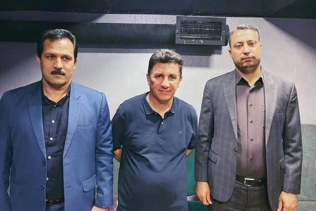 بی‌سلیقگی فوتبال ایران در معارفه ها| از نصب بنر تا عکس با کانال کولر