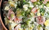 طرز تهیه سالاد آلمانی با سس مخصوص + ویدیو 