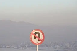 هشدار وزارت بهداشت درباره آلودگی شدید هوای تهران: اوضاع آن‌قدر خراب است که باید نسبت به یک تصمیم عاجل اقدام کنیم