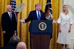 (تصاویر) پوشش ایوانکا ترامپ دوباره خبرساز شد 