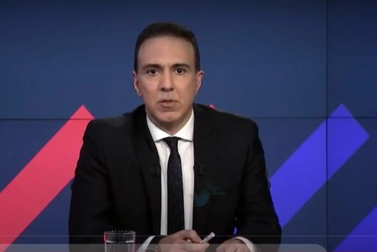 گزارش خائنانه‌ی مزدک میرزایی از بازی ایران-ولز در شبکه اینترنشنال!+ویدئو 