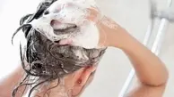 این نشانه ها می گویند موهایتان را زیاد از حد می شویید