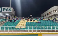 خوش و بش مربیان سکونشین| شعار هواداران در بازی بدون تماشاگر!