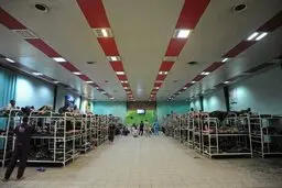  مدیرکل دفتر شهردار تهران از گرمخانه ها وپاتوق های دره فرحزادبازدید کرد