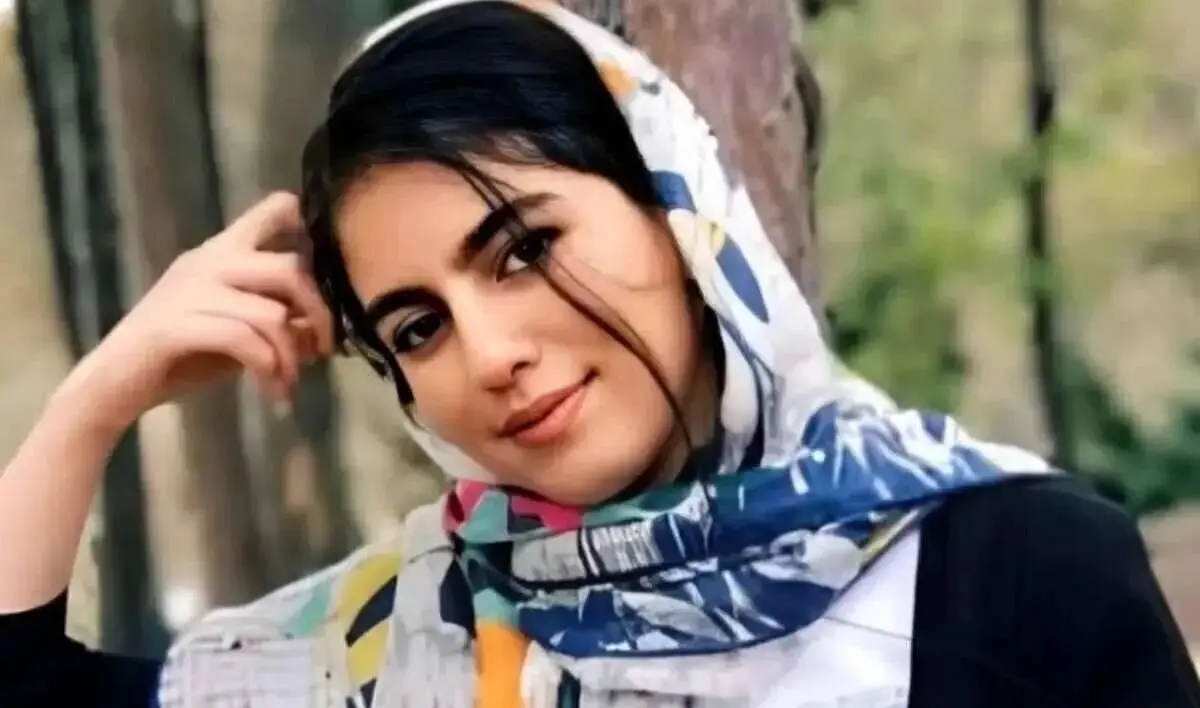 «اشک و انکار متهم در دادگاه قتل الهه حسین‌نژاد  | وکیل قاتل الهه حسین نژاد : متهم قصد قبلی نداشت

