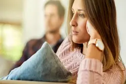 حکم شرعی بی‌توجهی به نیاز جنسی زن چیست؟ | آیا زن هم می‌تواند صیغه موقت شود؟