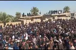
برگزاری ختم چندین هزار نفری در شوش  |  هر چه تلاش می‌کنیم، در تجمعات بر باد می‌رود