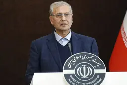 
ربیعی: دولت تا ۱۲ مرداد ۱۴۰۰ پای پیمان خود خواهد ایستاد
