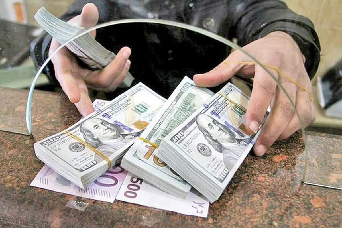 ارکانی، عضو کمیسیون برنامه: دولت «لایحه حذف ارز ۴۲۰۰تومانی» را پس گرفت | معاون پارلمانی رییس‌جمهور: بی‌اطلاعم |  حاجی دلیگانی، عضو هیأت رئیسه: قرار شد برای بررسی فوریت این لایحه، هماهنگی‌هایی بین دولت و مجلس صورت گیرد