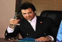 تسلیت متفاوت حسام نواب صفوی به مناسبت مرگ ملکه انگلیس + عکس