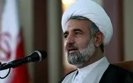 
در ایران رئیس جمهور مثل کمک خلبان است

