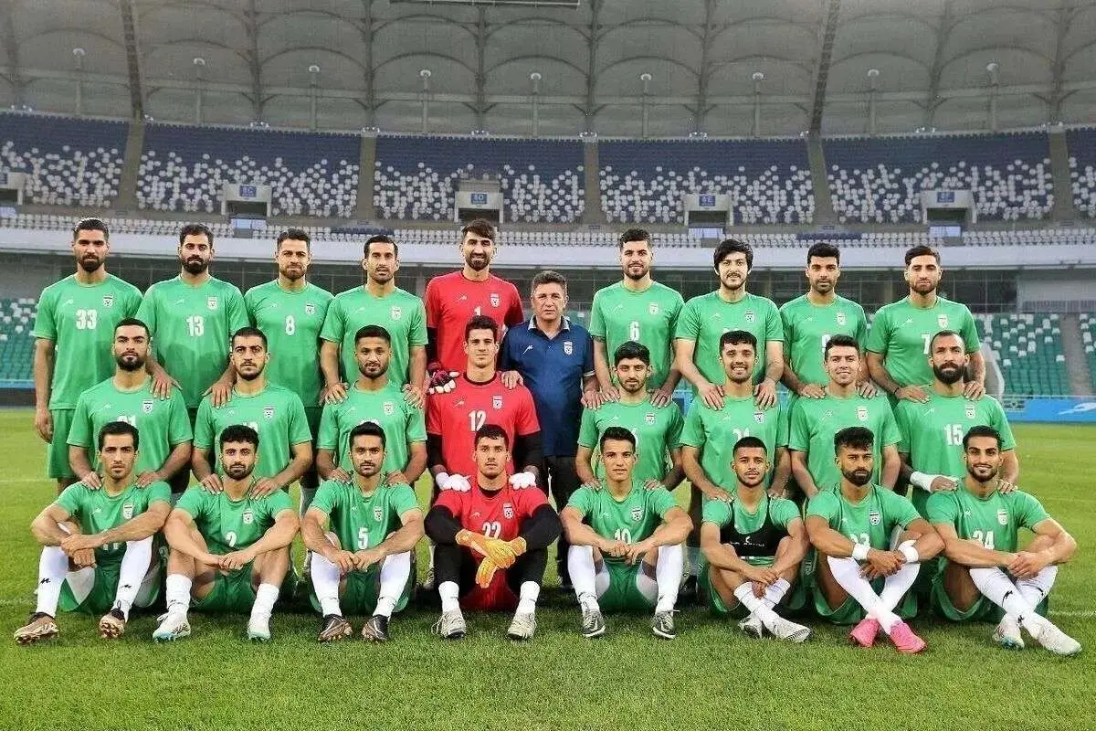 مربی تیم ملی درباره روند ورود به آمریکا: پرواز تقریباً کوتاه بود و حدود ۴۵ تا ۵۰ دقیقه طول کشید | پس از اینکه به لس‌آنجلس رسیدیم، بچه‌ها در گروه‌های کوچک از سیستم کنترل گذرنامه عبور کردند | در فرودگاه معطلی نداشتیم
