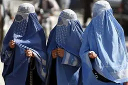 3 نکته درباره برقع اجباری طالبان در افغانستان