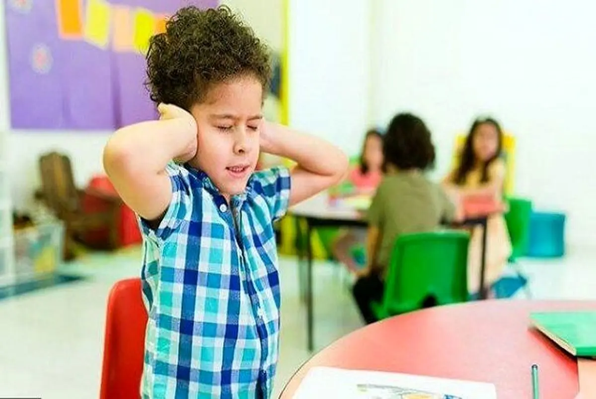 در طول جنگ چگونه به کودک مبتلا به اوتیسم کمک کنیم؟