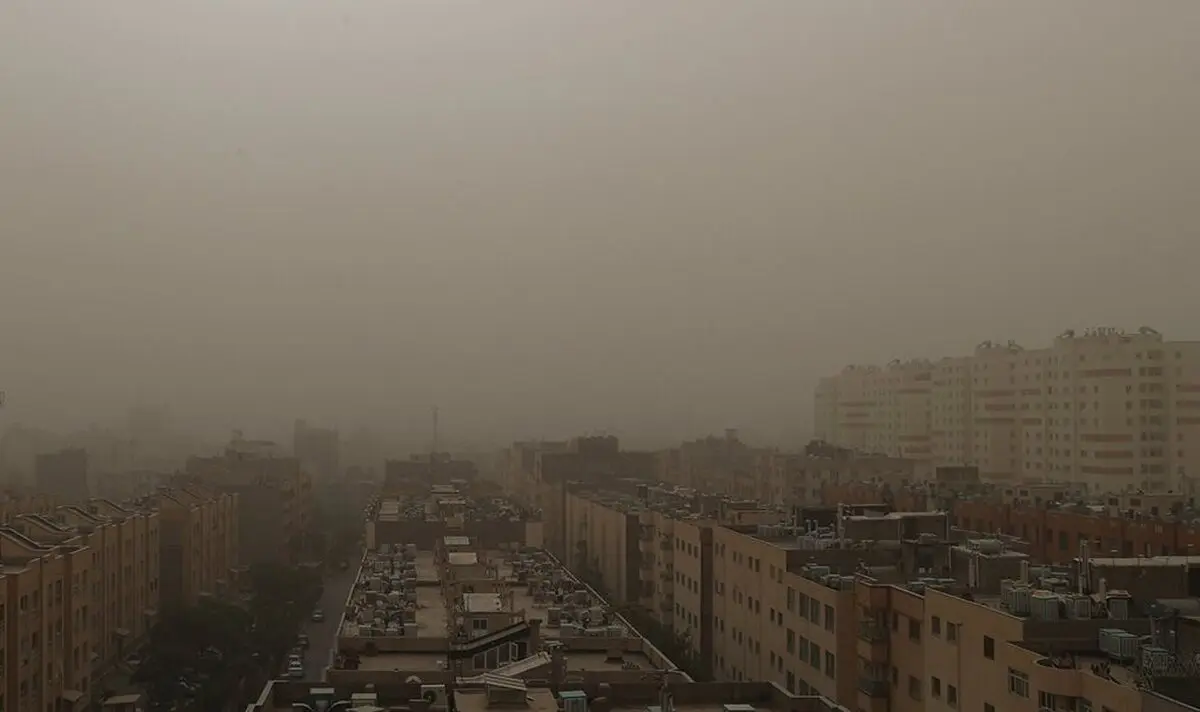 هشدار زرد هواشناسی: ۱۴ استان از جمله تهران امروز و فردا در محاصره گردوخاک قرار دارد | ادارات استان مرکزی تعطیل شد | توفان و ریزگرد هزار و ۵۸۰ نفر را در سیستان راهی بیمارستان کرد