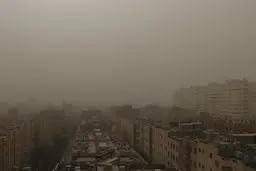 هشدار زرد هواشناسی: ۱۴ استان از جمله تهران امروز و فردا در محاصره گردوخاک قرار دارد | ادارات استان مرکزی تعطیل شد | توفان و ریزگرد هزار و ۵۸۰ نفر را در سیستان راهی بیمارستان کرد