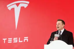 پرتاب تسلا به اوج
