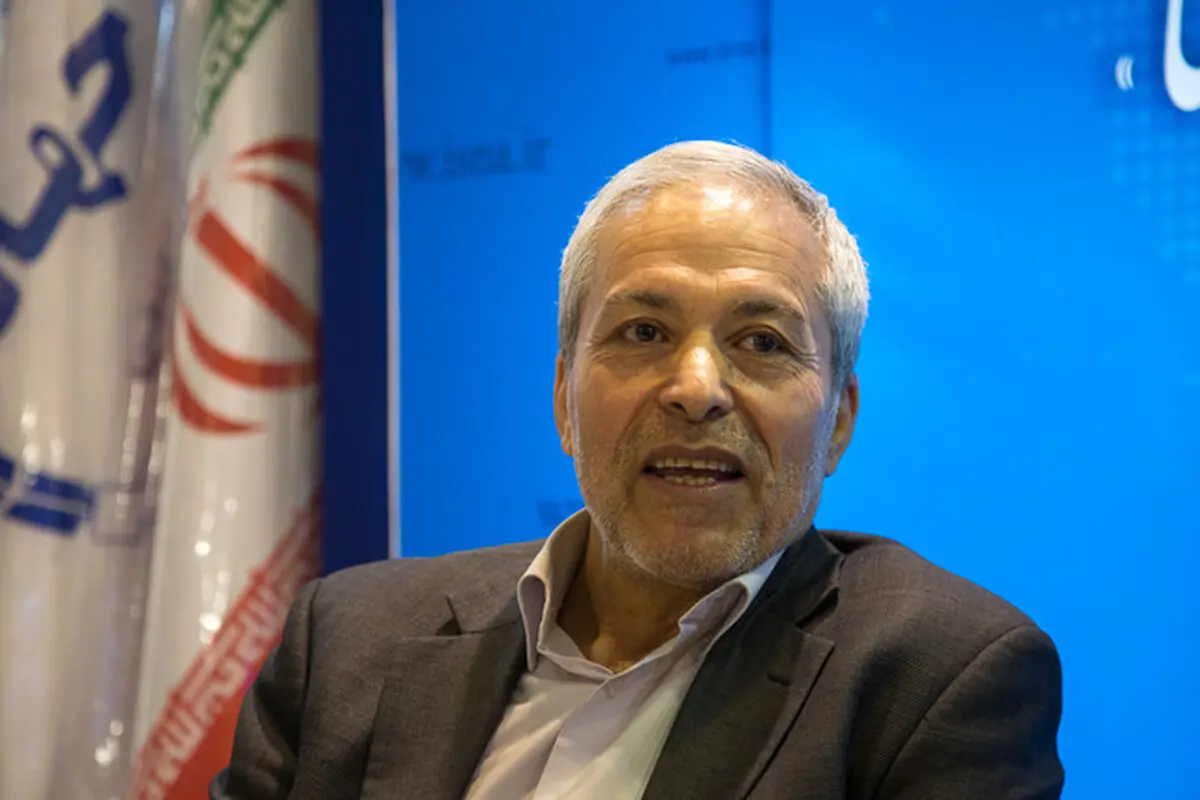 میرلوحی: درست نیست جایگاه ریاست جمهوری را تضعیف کنیم