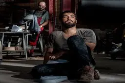  پاسخ یکی از داوران جشنواره فیلم فجر به انتقادها | ساعد سهیلی را با همان گریم فیلم گشت ارشاد آورده‌اند تا در یک فیلم سیاسی، نظامی نقش قهرمان را بازی کند 