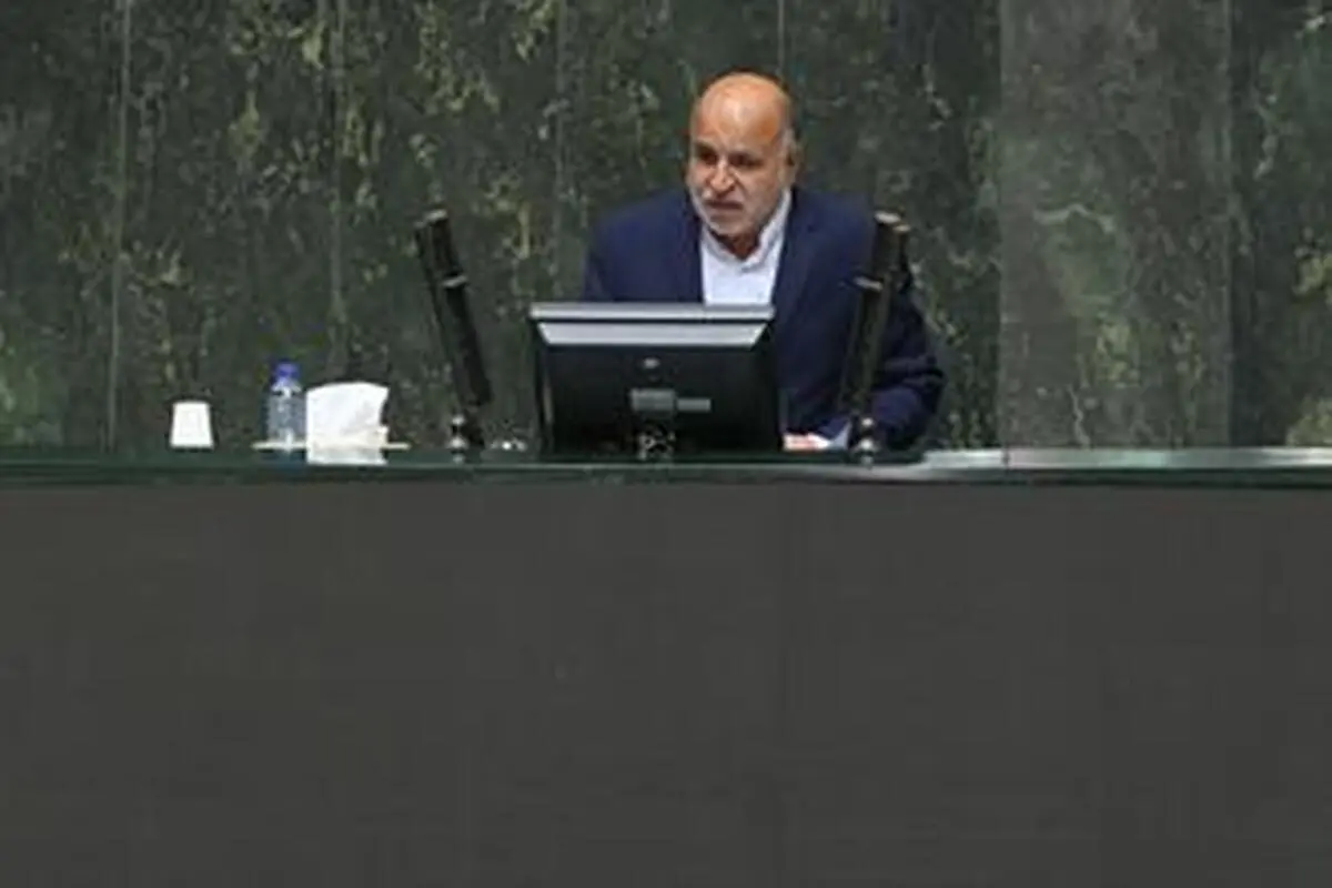 
 برخی‌ میخواهندجایگاه مجلس را زیر سوال ببرند
