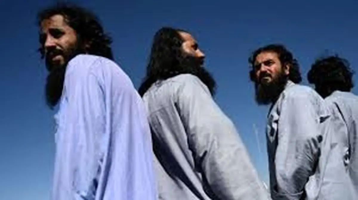 موضوعات مذاکرات دوحه   |  آزادی زندانیان طالبان و دولت انتقالی