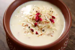 فرنی رو با موز درست کن حتما خوشت میاد! | ترفند پخت فرنی موزی +ویدئو