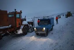  سردرگمی مسافران در بوران برف و یخ