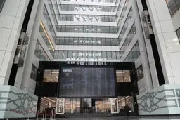 بورس تهران گرفتار تشویق دولت و رفتار هیجانی سهام داران | دلایل ارزنده شدن سهام در وضعیت کنونی | اشتباه دولت روحانی، تشویق افراد برای ورود به بازار «گاوی»