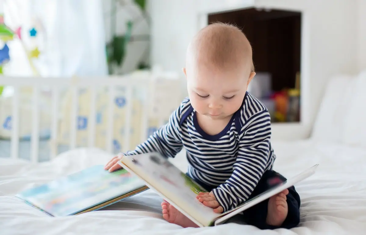 داستان های قبل از خواب به رشد ذهنی و رفتاری کودک شما کمک می کند