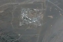 فوری: انفجار مهیب در آسمان نطنز