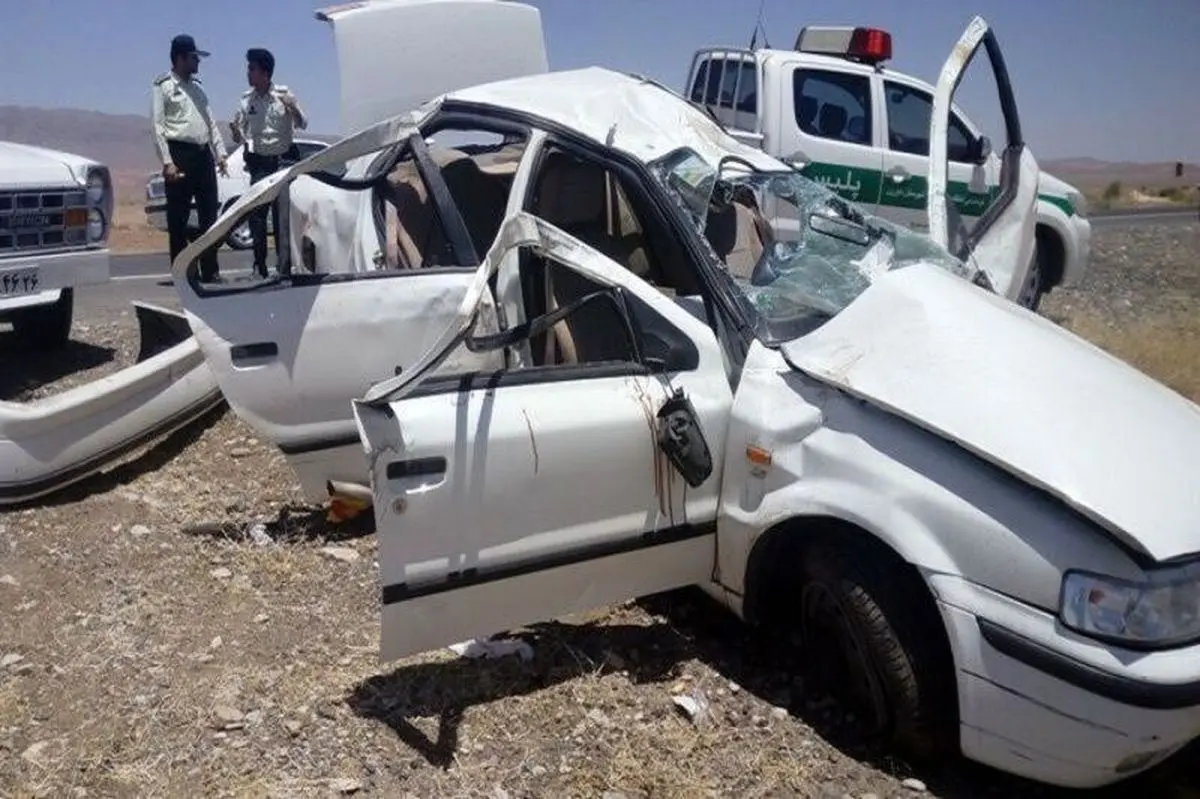 
حادثه  |   برخورد ۲ دستگاه سواری در قزوین سه نفر را به کام مرگ کشاند
