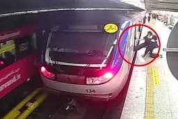 توضیح ماجرای بیهوش شدن دختر دانش‌آموز در مترو تهران توسط والدینش +جزئیات