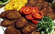 ناهار کتلت گوشت چرخ کرده با سیب زمینی خام درست کن | طرز تهیه کتلت گوشت چرخ کرده با این دستور قدیمی + طرز تهیه ی یک چاشنی خفن و خانگی!