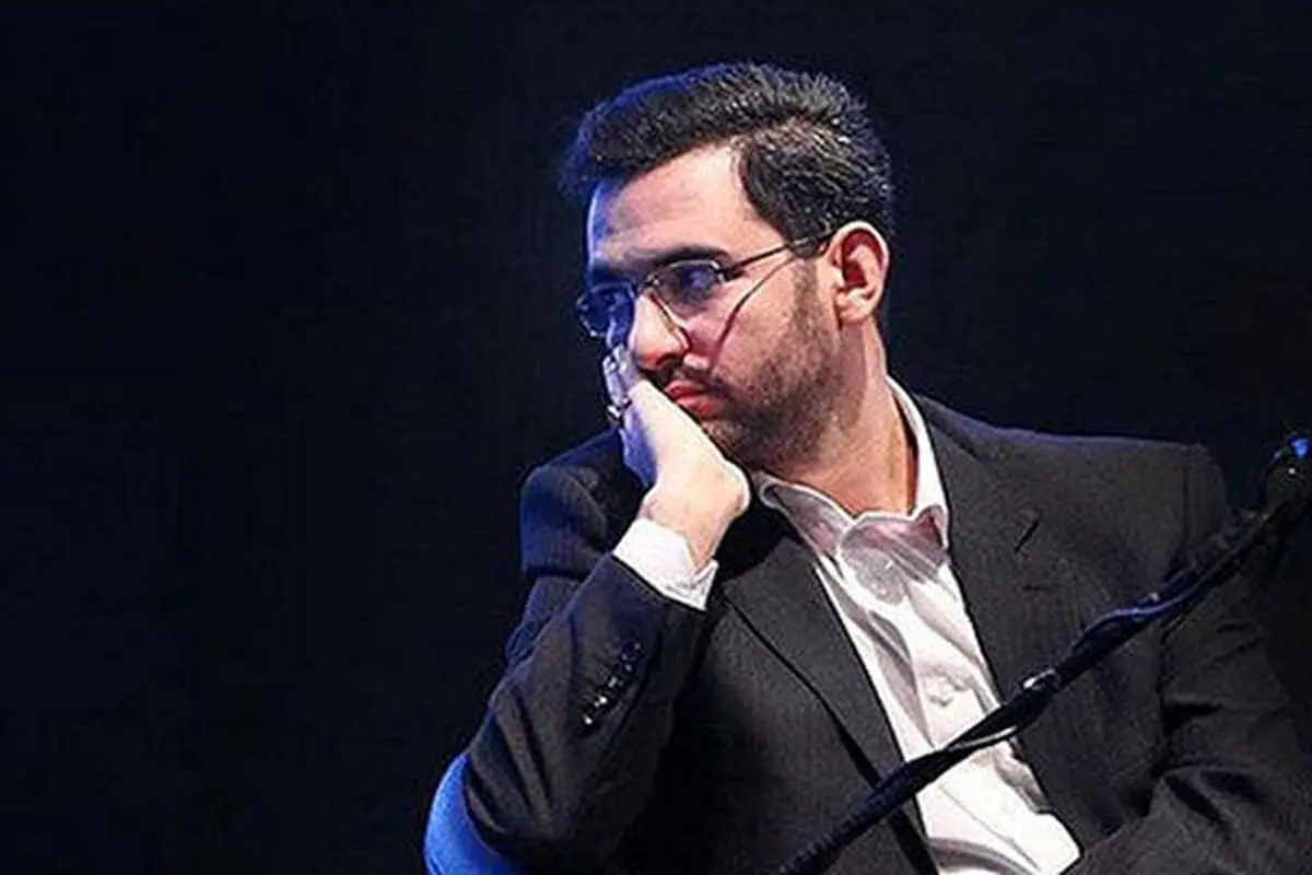 آذری جهرمی به سخنان فرهاد مجیدی واکنش نشان داد