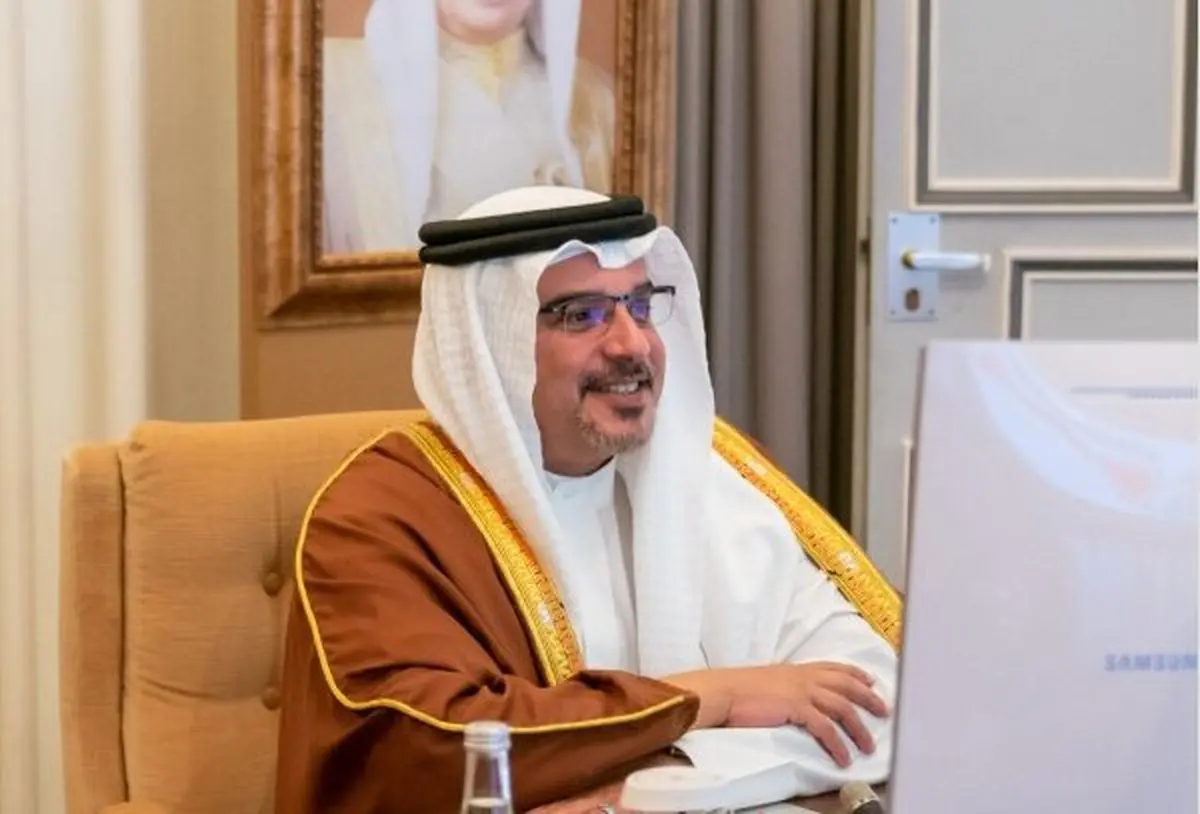 
امروز پادشاه بحرین پسرش را به عنوان نخست‌وزیر منصوب کرد. 
