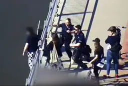 صحنه دلخراش و نفس گیر ازخودکشی زن +ویدئو