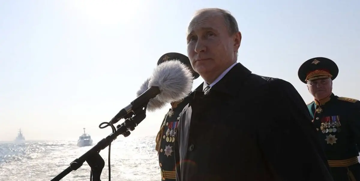 پوتین: در صورت تجاوز به خاک روسیه دندان‌های دشمن را خرد می‌کنیم
