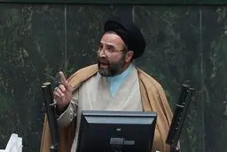 نماینده ارومیه خطاب به وزیر کشور: کشور را با پول مستضعفین اداره نکنید 