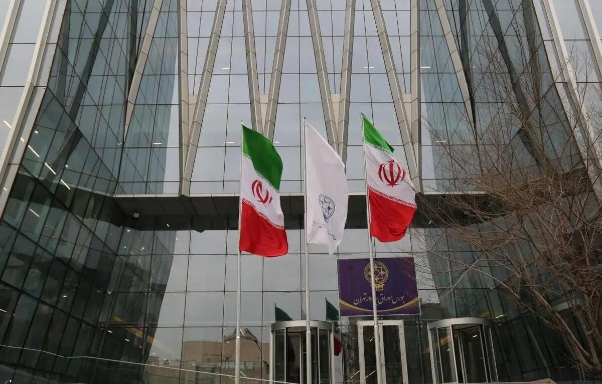 مشاور شهردار: بورس تهران پلمب نشده؛ درِ پارکینگش را پلمب کرده‌ایم