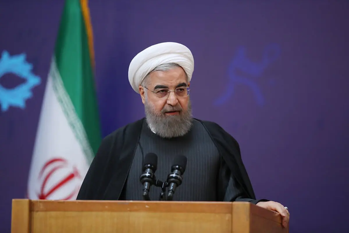 رییس جمهور: انقلابی بودن یعنی از یاد نبردن اهداف مهم 