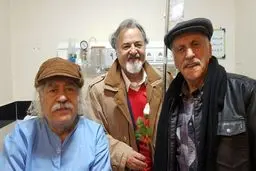 عیادت از بهزاد فراهانی روی تخت بیمارستان/ عکس
