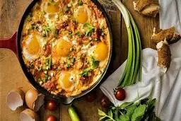 برای صبحانه ات یک املت سیب زمینی متفاوت درست کن | طرز تهیه املت سیب زمینی با طعمی دلچسب + فیلم