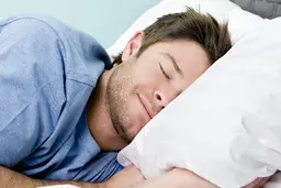 شخصیت ‌شناسی جالب از روی فرم قرار دادن بالش موقع خوابیدن!