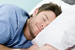شخصیت ‌شناسی جالب از روی فرم قرار دادن بالش موقع خوابیدن!
