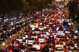 استاندار تهران: دلایل ترافیک سنگین این روزهای پایتخت