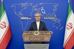 سخنگوی وزارت امور خارجه: اینکه می‌گویند به دلیل قرار گرفتن تابلوی ایران در کنار اسرائیل از نمایشگاه «اکسپو» انصراف دادیم، صحت ندارد | تصمیم برای عدم شرکت، از سوی نهاد متولی و مرتبط اتخاذ شده