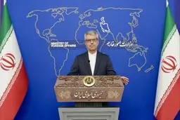 سخنگوی وزارت امور خارجه: اینکه می‌گویند به دلیل قرار گرفتن تابلوی ایران در کنار اسرائیل از نمایشگاه «اکسپو» انصراف دادیم، صحت ندارد | تصمیم برای عدم شرکت، از سوی نهاد متولی و مرتبط اتخاذ شده