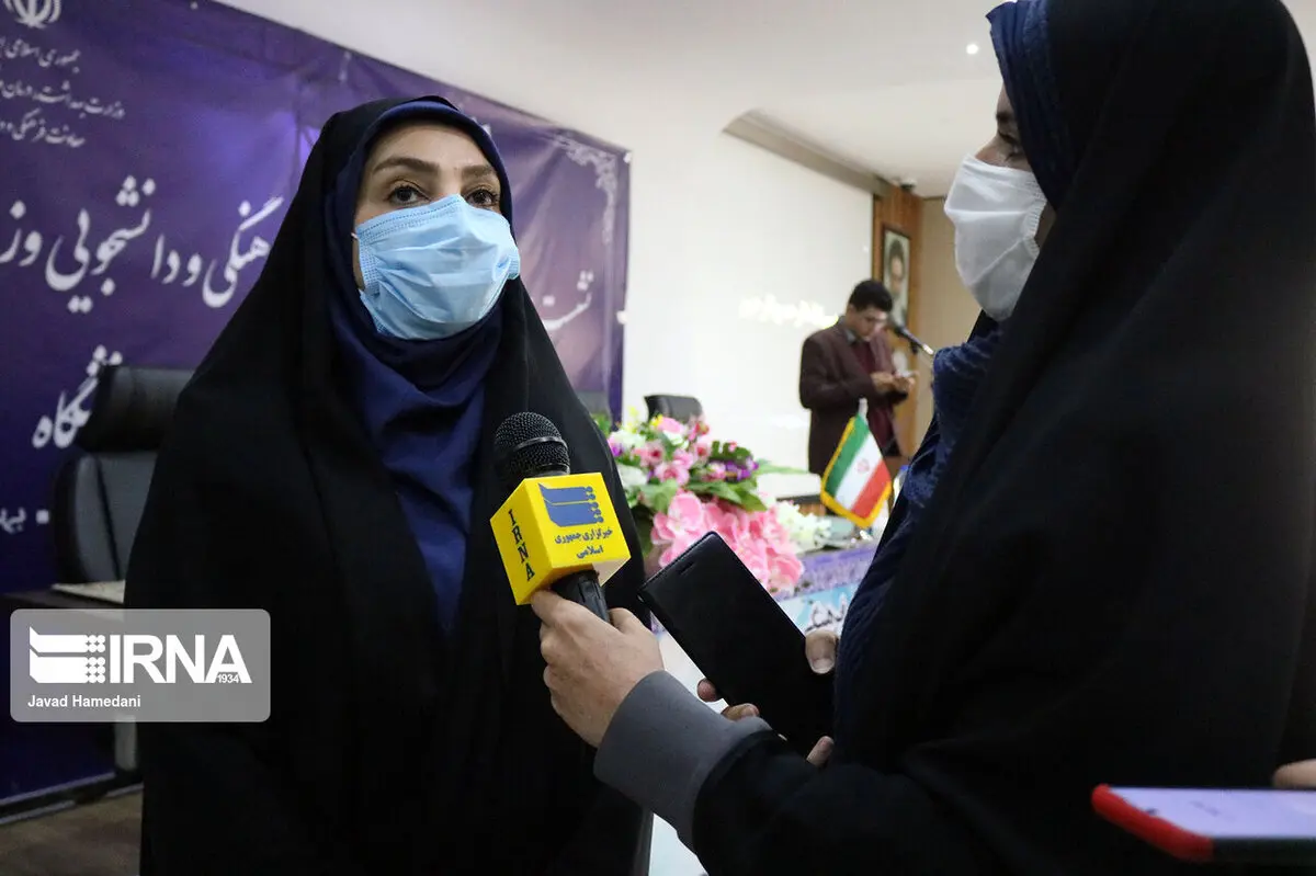 سخنگوی وزارت بهداشت  |   ۱۰ هزار نفر در کشور علیه کرونا واکسینه شدند