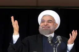 روحانی: خناسان می‌گفتند چه شد آن آب و برق مجانی امام؟